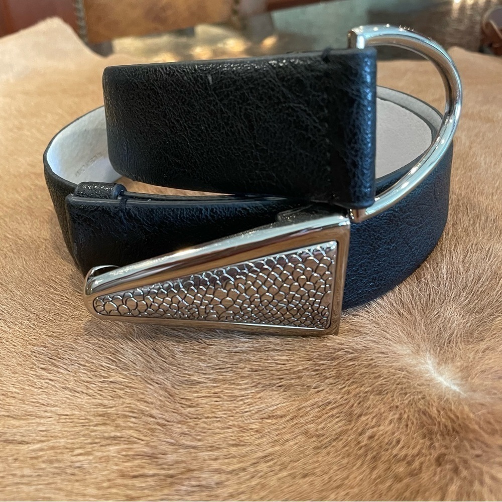 Chico’s Small Medium Adjustable Black Leather Belt Interlock Silver Tone Buckle